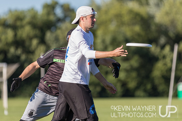 Saturday Play – Select Flight Invite 2017