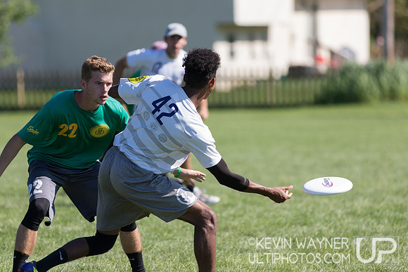 Saturday Play – Select Flight Invite 2017