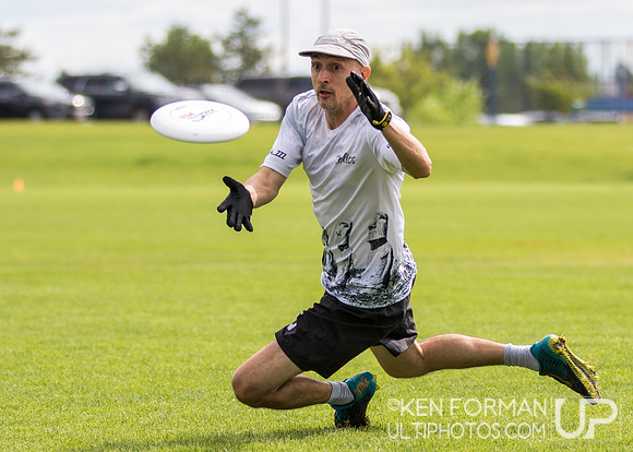 USAU Masters Pool Play: 2017 Master Championships: Aurora Sports