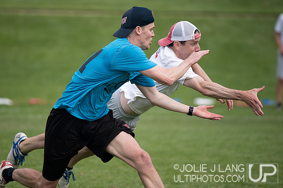 Men's Masters Semis - USAU Masters Championships 2017