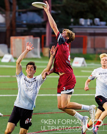 Action from Colorado  Summit vs. Los Angeles Aviators.