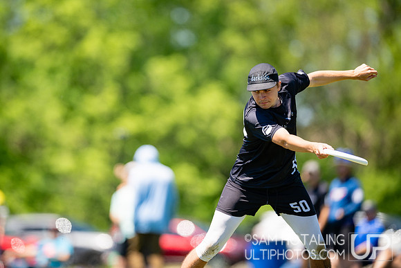 Pool play at USAU D1 College Championships