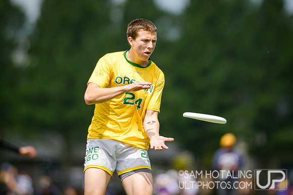 Pool play at USAU D-I College Championships