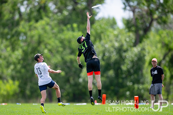 Amp vs Ellipsis in semifinals at US International Club Championships