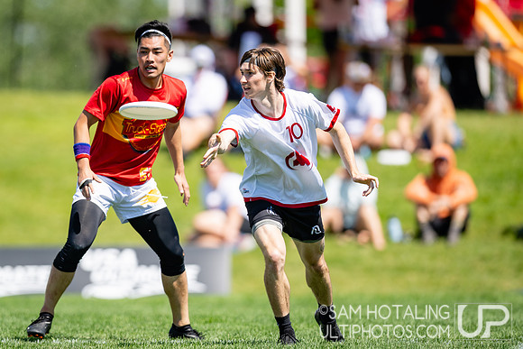 Johnny Bravo vs Truck Stop in semifinals at US International Club Championships