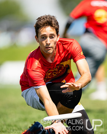 Johnny Bravo vs Truck Stop in semifinals at US International Club Championships