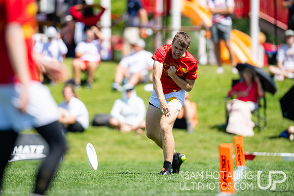 Johnny Bravo vs Truck Stop in semifinals at US International Club Championships