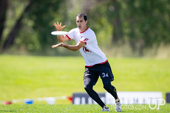 Johnny Bravo vs Truck Stop in semifinals at US International Club Championships