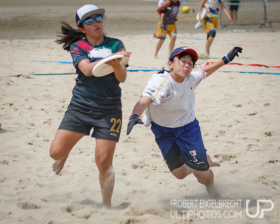 WFDF 2017 World Championships of Beach Ultimate © 2017 Robert E