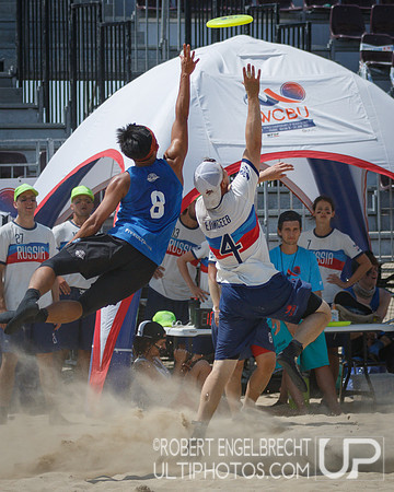 WFDF 2017 World Championships of Beach Ultimate © 2017 Robert E