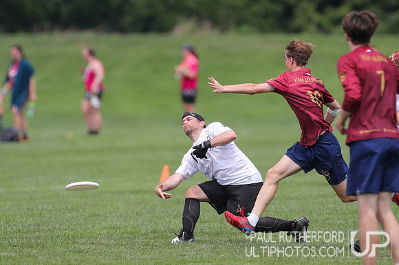 GRUT and LAB at the 2022 World Ultimate Club Championships