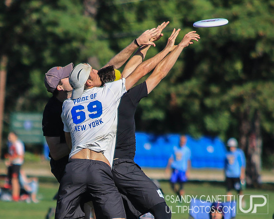 Saturday Action - 2017 USAU Northeast Regionals