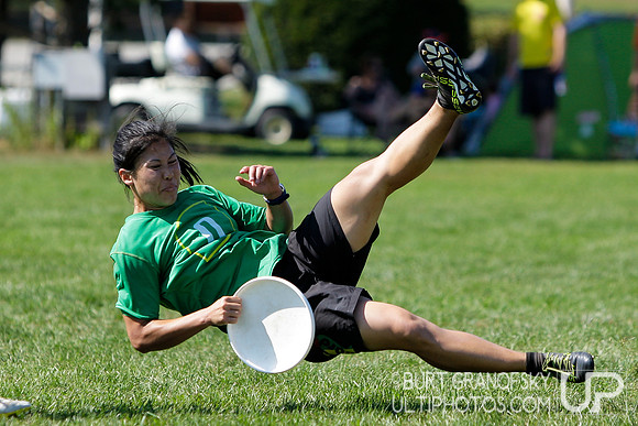 Sunday Action -- 2017 USAU Northeast Regionals