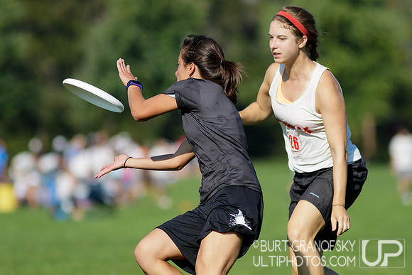 Sunday Action -- 2017 USAU Northeast Regionals