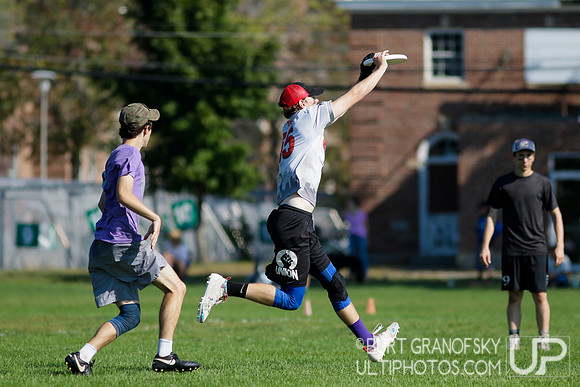 Sunday Action -- 2017 USAU Northeast Regionals