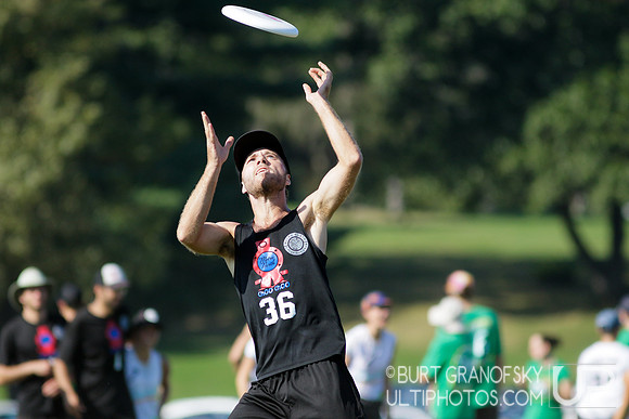 Sunday Action -- 2017 USAU Northeast Regionals