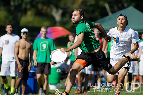 Sunday Action -- 2017 USAU Northeast Regionals