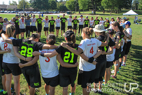 Sunday Action - 2017 USAU Northeast Regionals