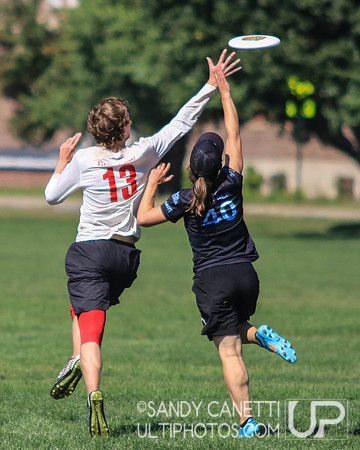 Sunday Action - 2017 USAU Northeast Regionals
