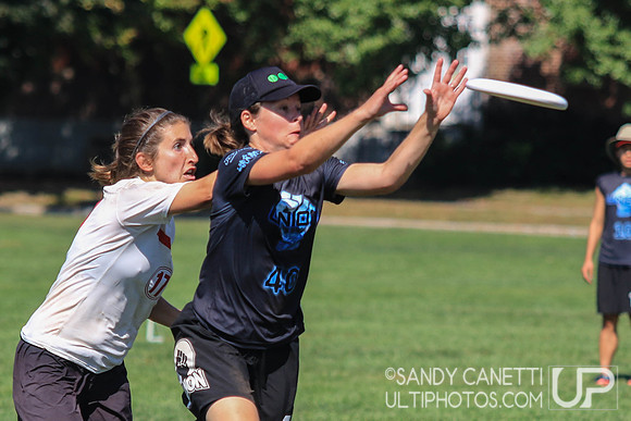 Sunday Action - 2017 USAU Northeast Regionals