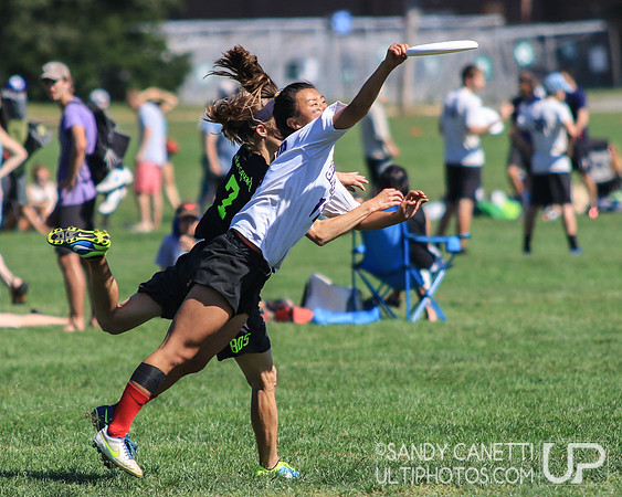 Sunday Action - 2017 USAU Northeast Regionals