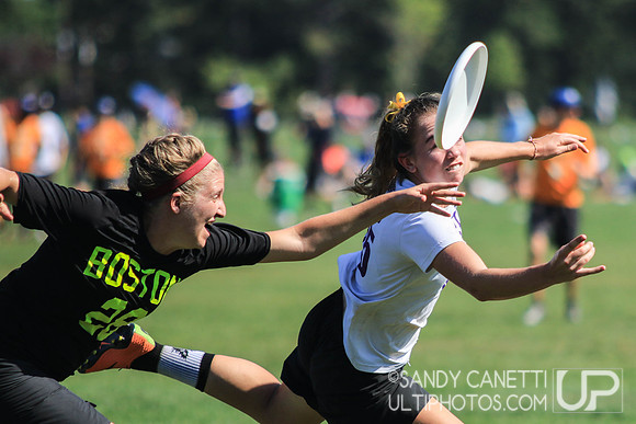 Sunday Action - 2017 USAU Northeast Regionals