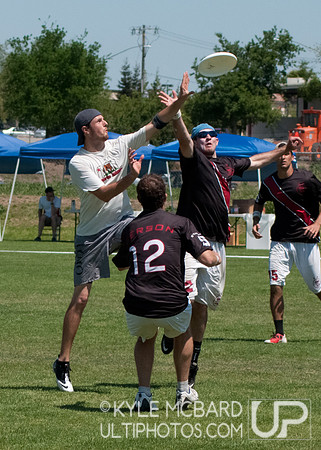 Sunday open action from NorCal D-I Sectionals 2012