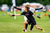 TOKYO Mavericks vs MUD in pool play at World Ultimate Club Championships