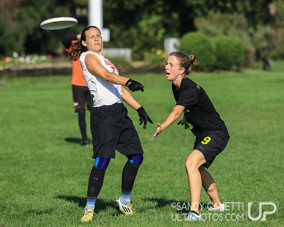 Sunday Action - 2017 USAU Northeast Regionals