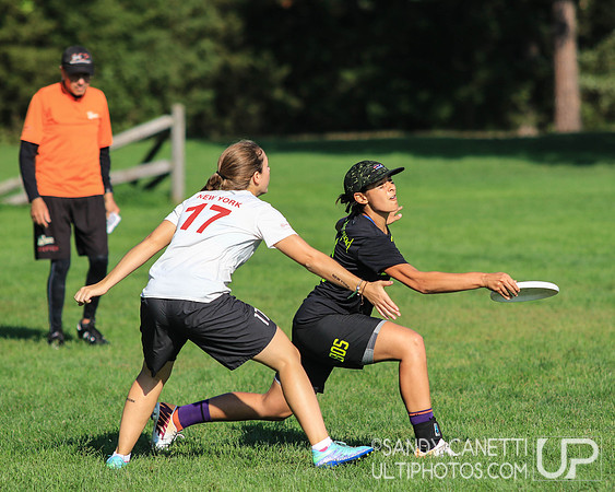 Sunday Action - 2017 USAU Northeast Regionals