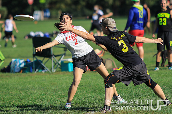 Sunday Action - 2017 USAU Northeast Regionals