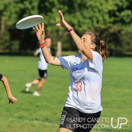Sunday Action - 2017 USAU Northeast Regionals