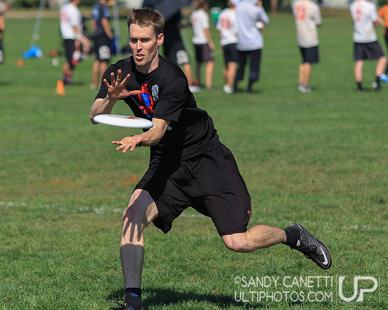 Sunday Action - 2017 USAU Northeast Regionals