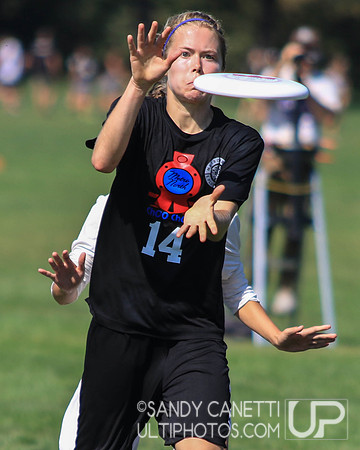Sunday Action - 2017 USAU Northeast Regionals