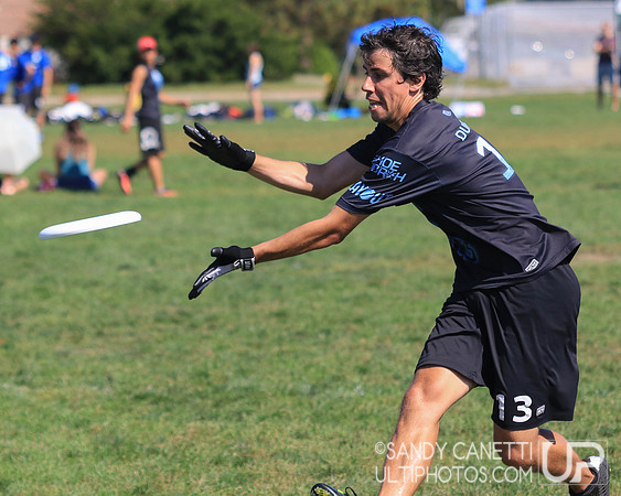 Sunday Action - 2017 USAU Northeast Regionals