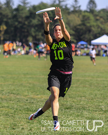 Sunday Action - 2017 USAU Northeast Regionals