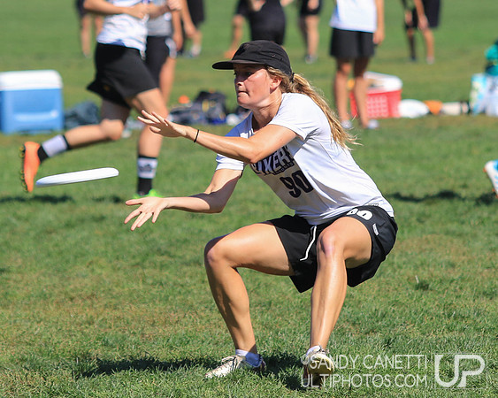 Sunday Action - 2017 USAU Northeast Regionals