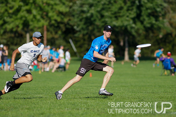 Sunday Action -- 2017 USAU Northeast Regionals