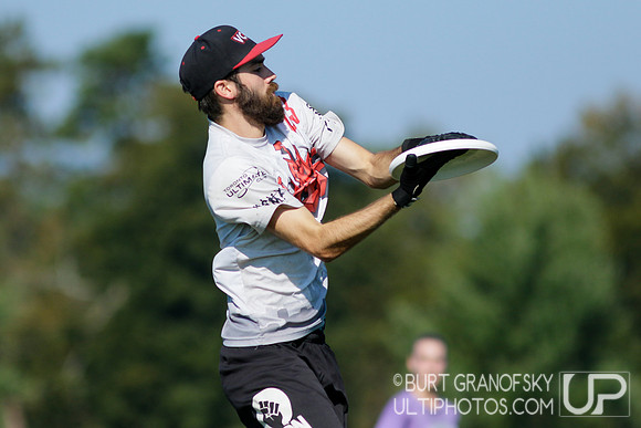 Sunday Action -- 2017 USAU Northeast Regionals