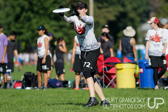 Sunday Action -- 2017 USAU Northeast Regionals
