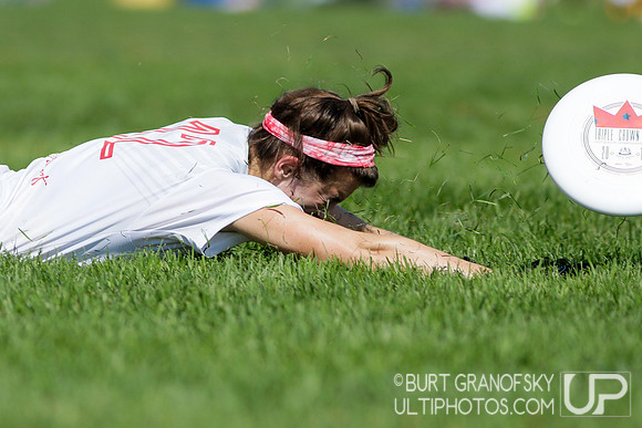 Sunday Action -- 2017 USAU Northeast Regionals