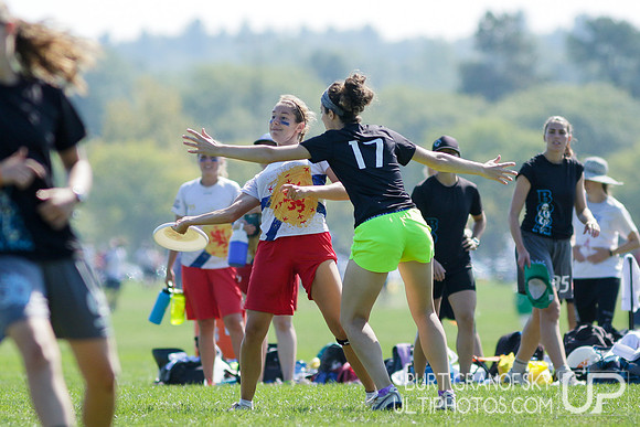 Sunday Action -- 2017 USAU Northeast Regionals