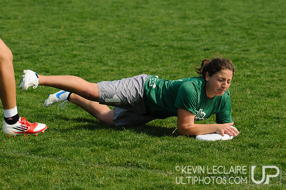 2012 USAU D-I College Championships Friday Action