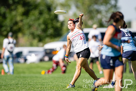Crossover round play at US International Club Championships