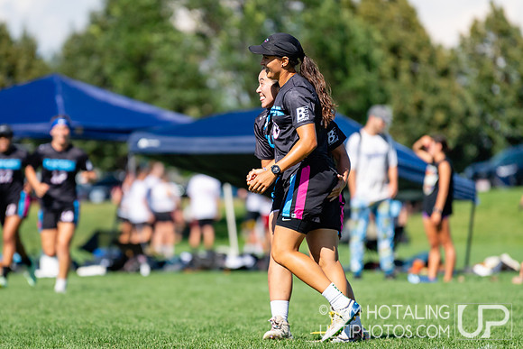 Crossover round play at US International Club Championships