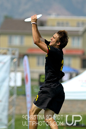 2012 USAU D-I College Championships Saturday Action