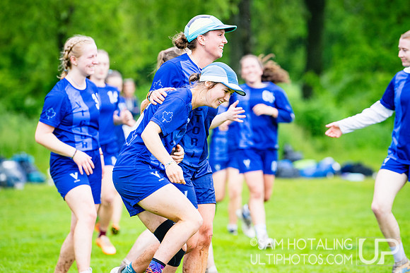 Women’s pool play at USAU DI College Championships