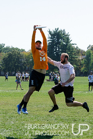 Sunday Action -- 2017 USAU Northeast Regionals