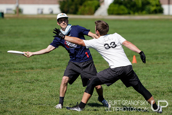 Sunday Action -- 2017 USAU Northeast Regionals