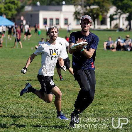 Sunday Action -- 2017 USAU Northeast Regionals